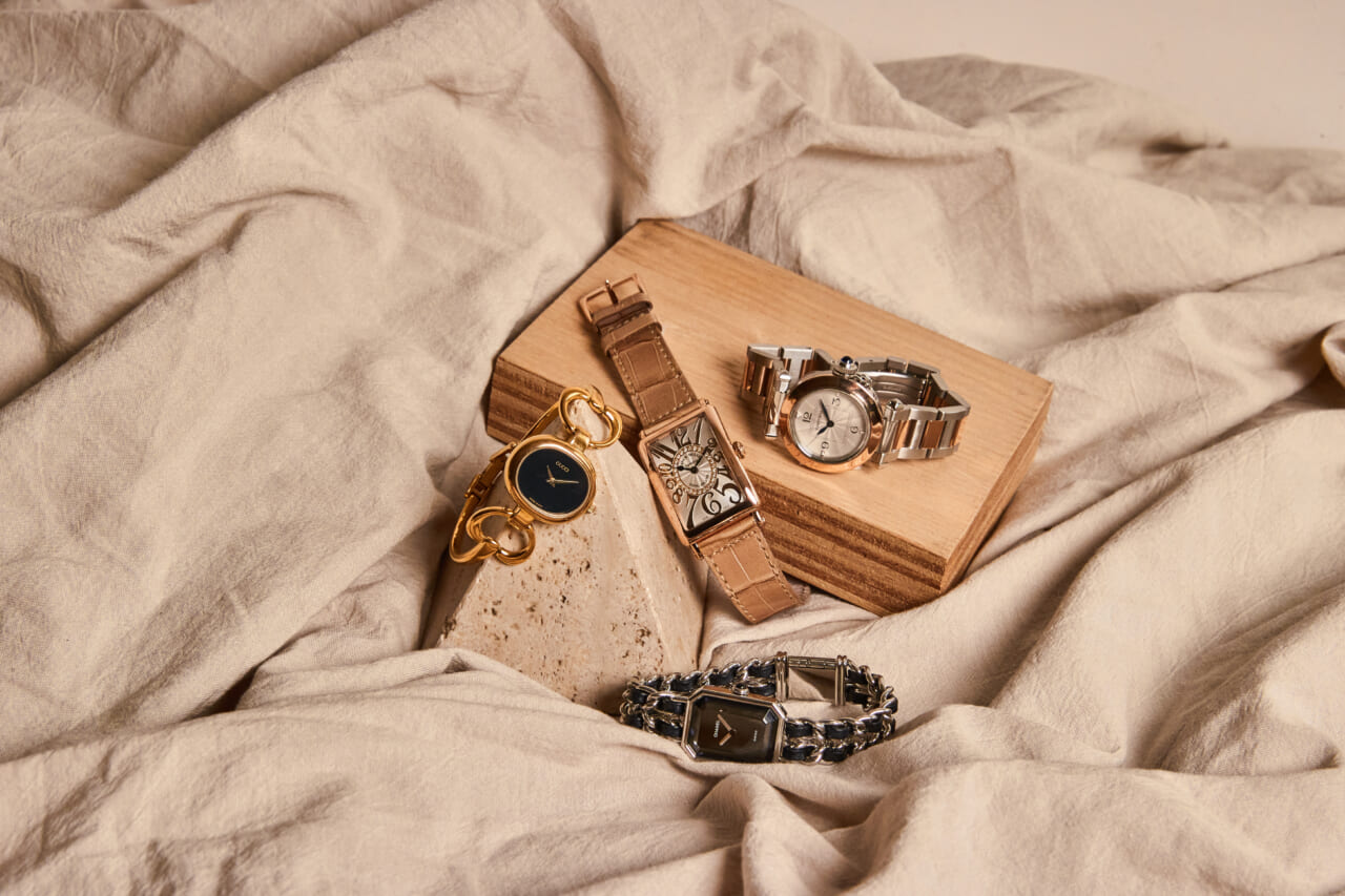 Chanel J12