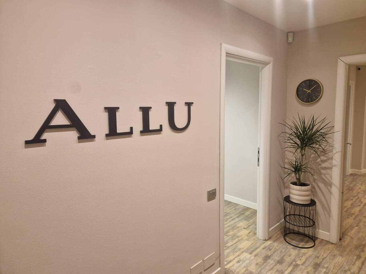 Via Fatebenefratelli, 34 20121